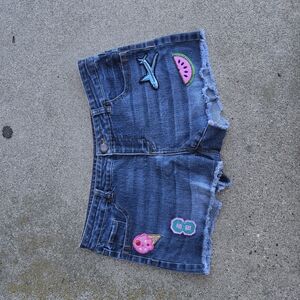 No Boundaries Jean Denim Shorts With Patches